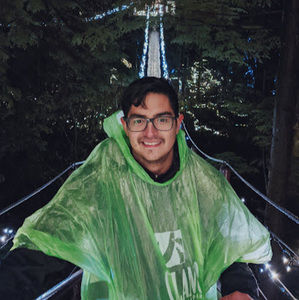 Meet your Posher, Luis